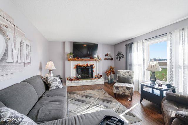 3650 Redbud Lane, Lima, OH 45806