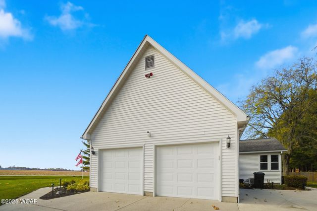 3650 Redbud Lane, Lima, OH 45806