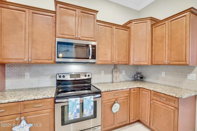 7445 36th Court, Vero Beach, FL 32967