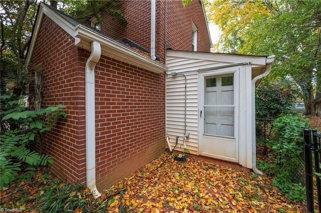 3432 Royalton Street, Winston-salem, NC 27104