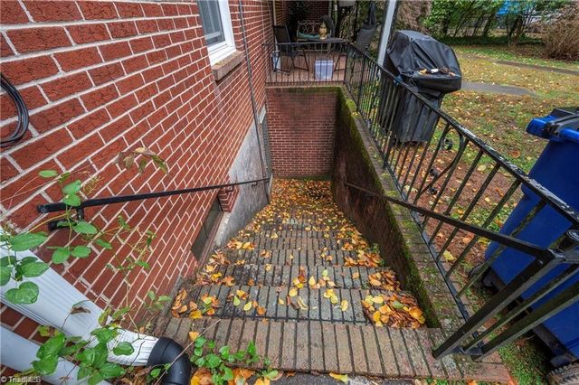 3432 Royalton Street, Winston-salem, NC 27104