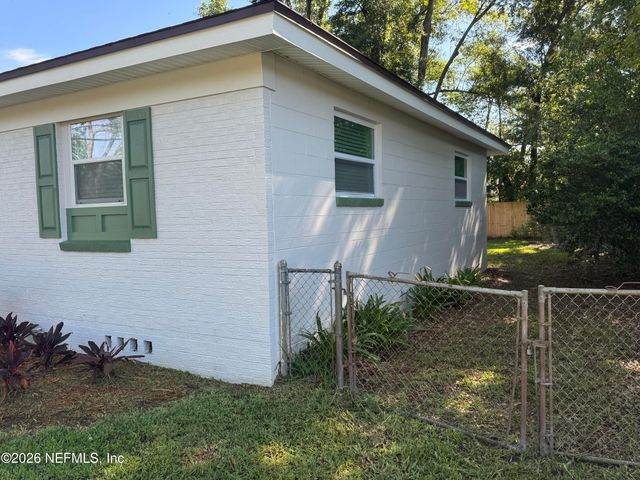 2313 BREST Road, Jacksonville, FL 32216