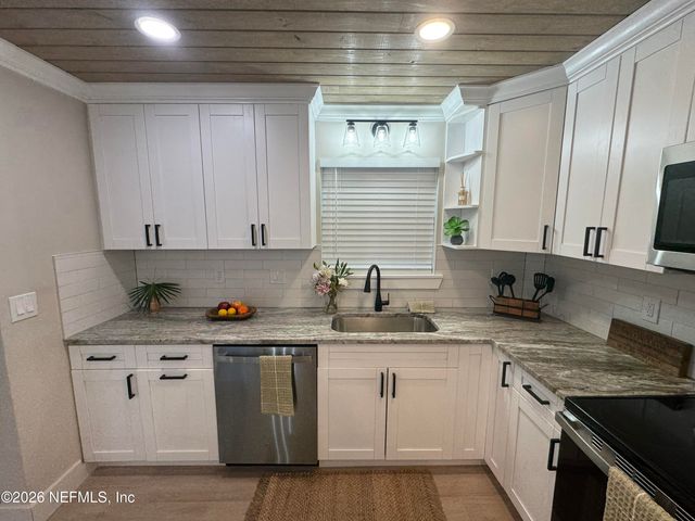 2313 BREST Road, Jacksonville, FL 32216