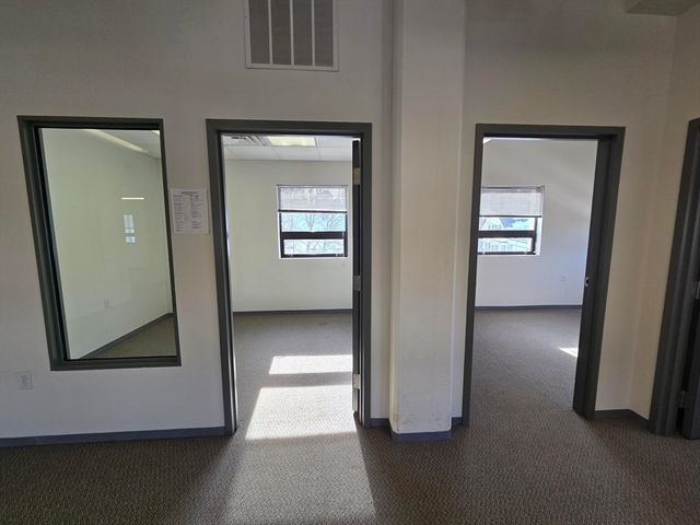 38 Montvale Avenue 280, Stoneham, MA 02180