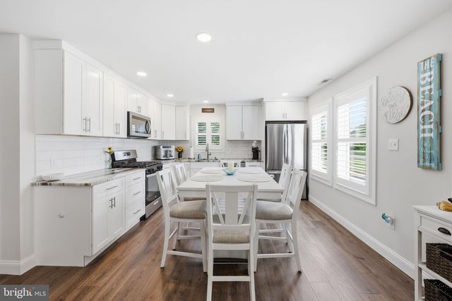 1707 MAYS LANDING RD, Egg Harbor Twp, NJ 08234