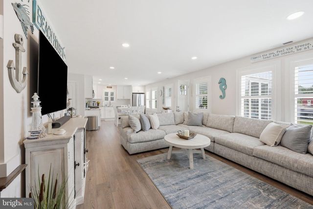 1707 MAYS LANDING RD, Egg Harbor Twp, NJ 08234