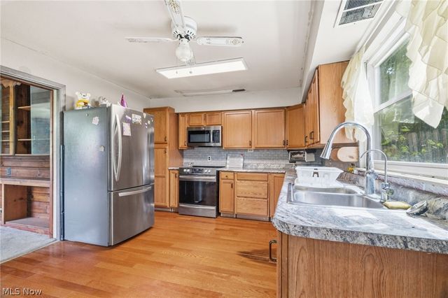 15086 Greenbower Street NE, Alliance, OH 44601