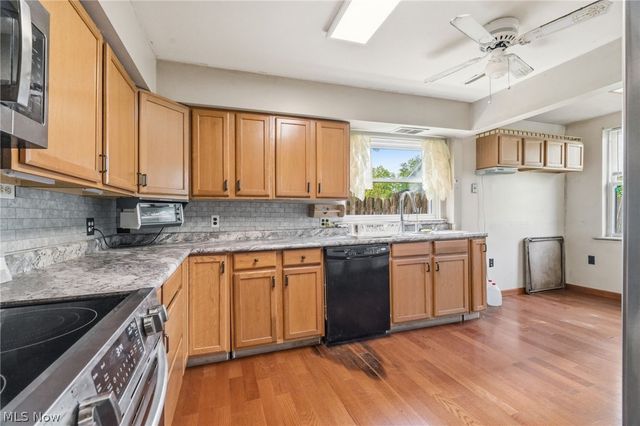 15086 Greenbower Street NE, Alliance, OH 44601