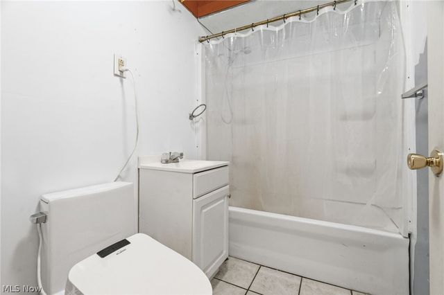 15086 Greenbower Street NE, Alliance, OH 44601