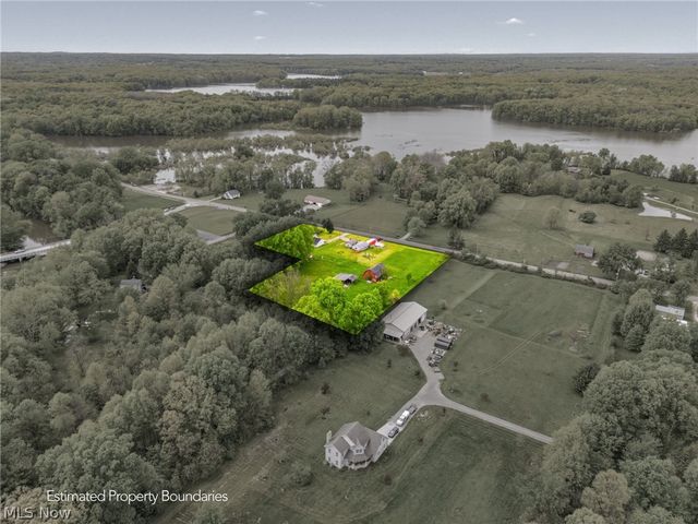 15086 Greenbower Street NE, Alliance, OH 44601
