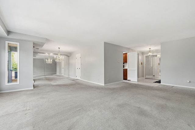 1535 Park Avenue 401, River Forest, IL 60305