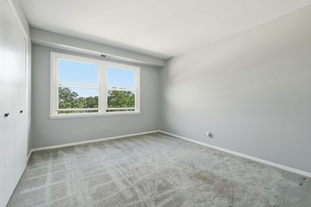 1535 Park Avenue 401, River Forest, IL 60305