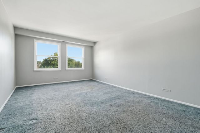 1535 Park Avenue 401, River Forest, IL 60305