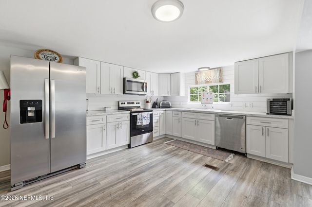 754 MCCARGO Street S, Jacksonville, FL 32221