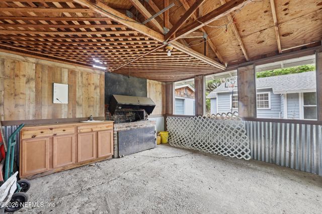 754 MCCARGO Street S, Jacksonville, FL 32221