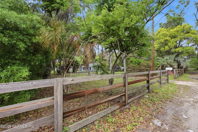 754 MCCARGO Street S, Jacksonville, FL 32221