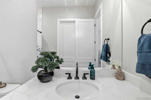 577 Scrubjay Circle, Castle Rock, CO 80104