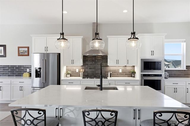 577 Scrubjay Circle, Castle Rock, CO 80104