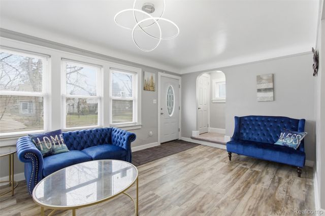 15413 Lauder Street, Detroit, MI 48227