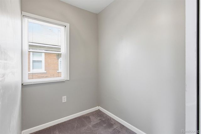 15413 Lauder Street, Detroit, MI 48227