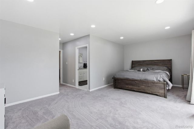 15413 Lauder Street, Detroit, MI 48227