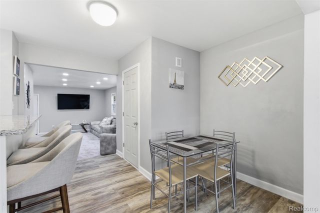 15413 Lauder Street, Detroit, MI 48227