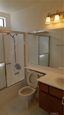25712 LE PARC 31, Lake Forest, CA 92630