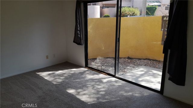 25712 LE PARC 31, Lake Forest, CA 92630
