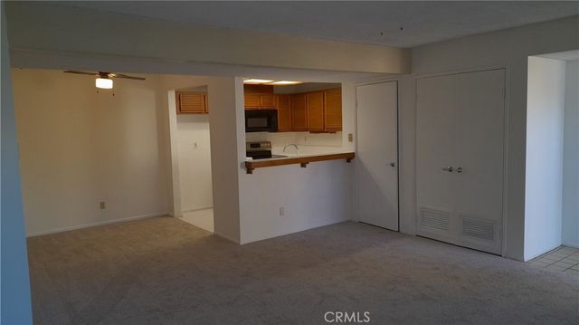 25712 LE PARC 31, Lake Forest, CA 92630
