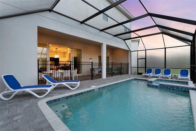 2121 PINE OAK LOOP, Davenport, FL 33837