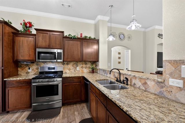 2619 Dava Street, Van Buren, AR 72956