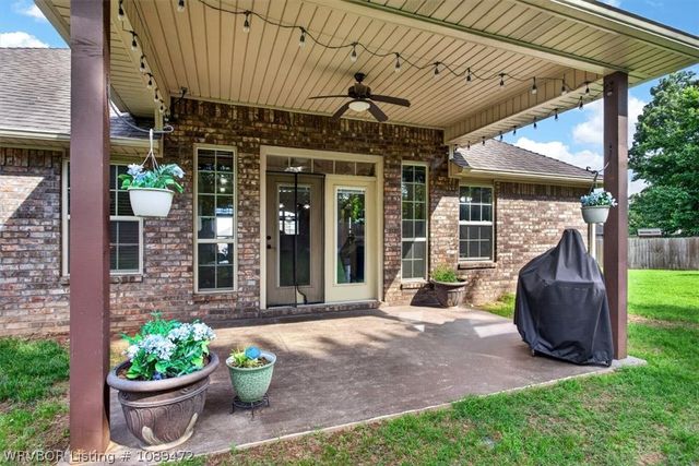 2619 Dava Street, Van Buren, AR 72956
