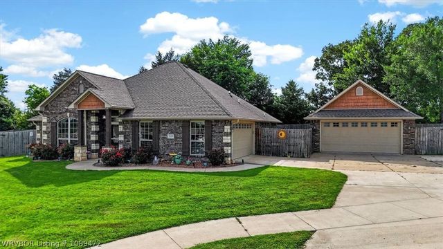 2619 Dava Street, Van Buren, AR 72956