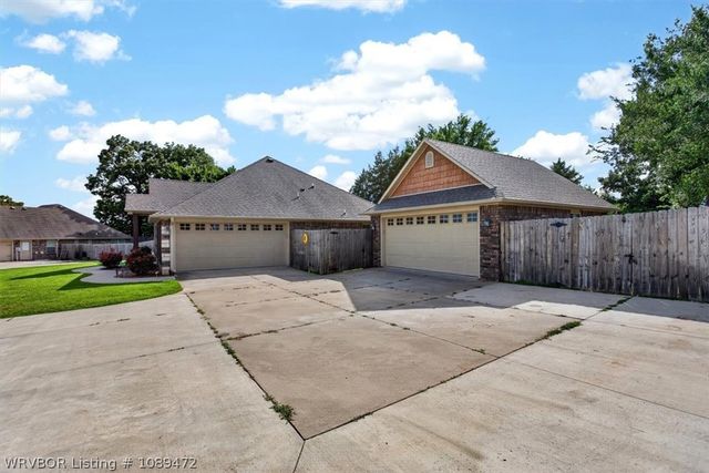 2619 Dava Street, Van Buren, AR 72956