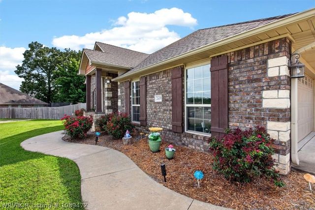 2619 Dava Street, Van Buren, AR 72956