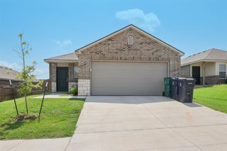 9512 Stallion Drive, Yukon, OK 73099