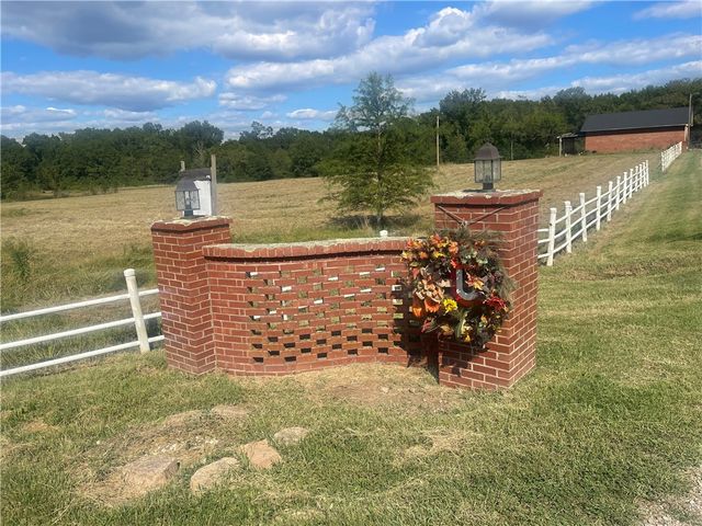 3301 STERLIN HURLEY INDUSTRIAL Highway, Clarksville, AR 72830