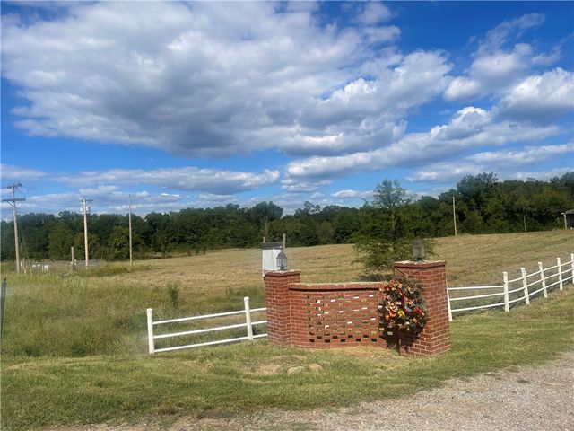 3301 STERLIN HURLEY INDUSTRIAL Highway, Clarksville, AR 72830