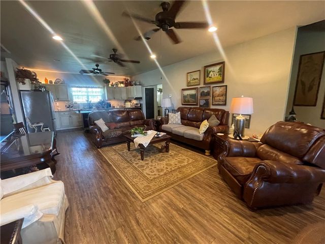 3301 STERLIN HURLEY INDUSTRIAL Highway, Clarksville, AR 72830