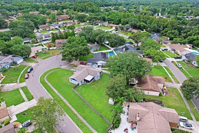 4908 CROCKETT COURT, Tampa, FL 33625