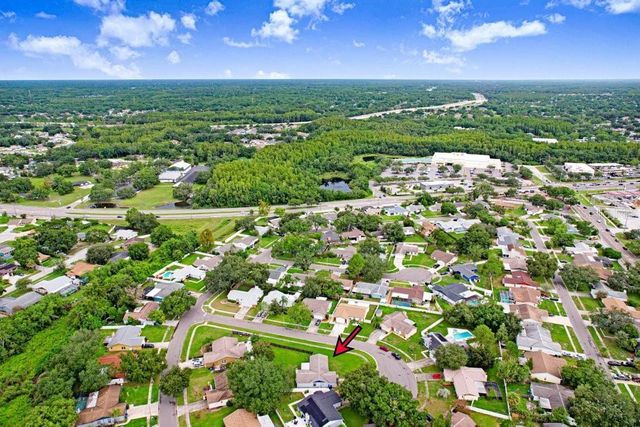 4908 CROCKETT COURT, Tampa, FL 33625