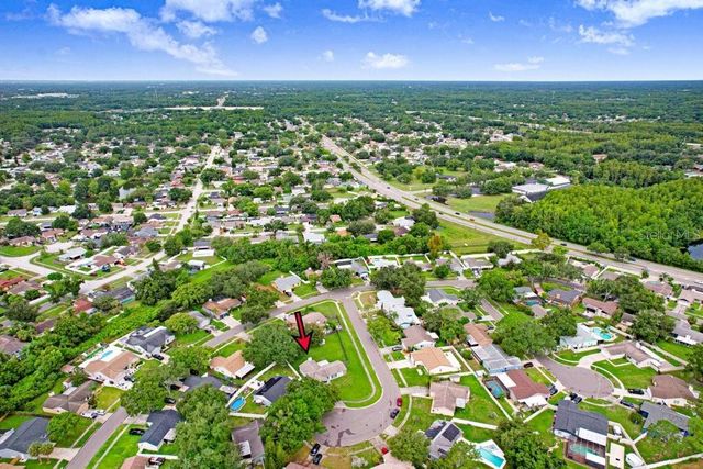4908 CROCKETT COURT, Tampa, FL 33625