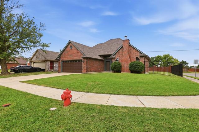 8101 Timothy Lane, Oklahoma City, OK 73135