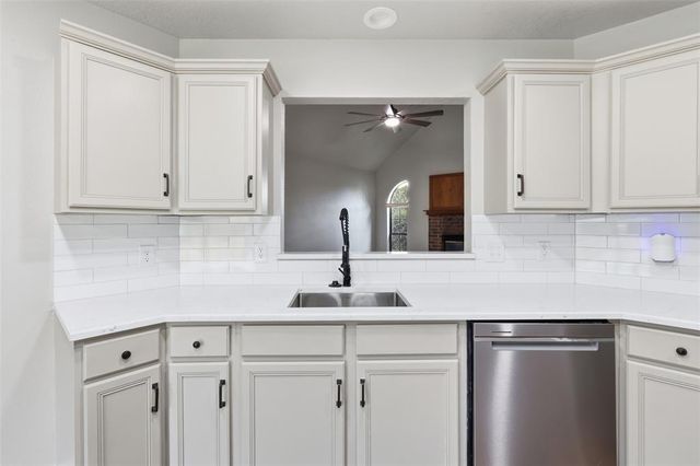 8101 Timothy Lane, Oklahoma City, OK 73135