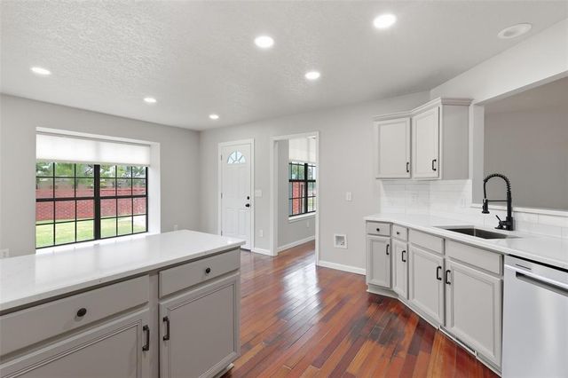 8101 Timothy Lane, Oklahoma City, OK 73135