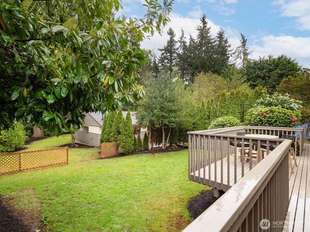 22511 96th Avenue W, Edmonds, WA 98020