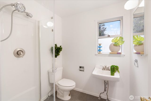 22511 96th Avenue W, Edmonds, WA 98020