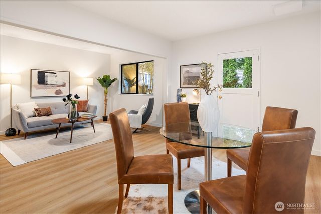 22511 96th Avenue W, Edmonds, WA 98020