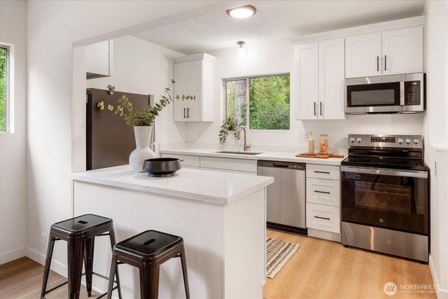 22511 96th Avenue W, Edmonds, WA 98020