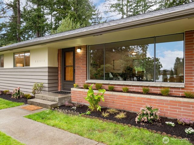 22511 96th Avenue W, Edmonds, WA 98020